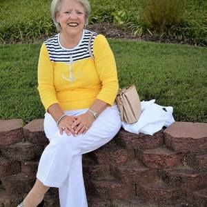 Meet your Posher, Virginia